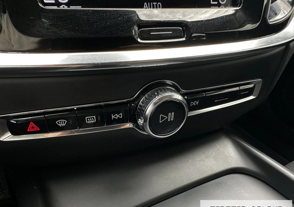 Volvo V60 cena 149900 przebieg: 30000, rok produkcji 2021 z Dynów małe 436